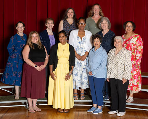 Class of 2000 Class Photo from 2025 Alumni Weekend